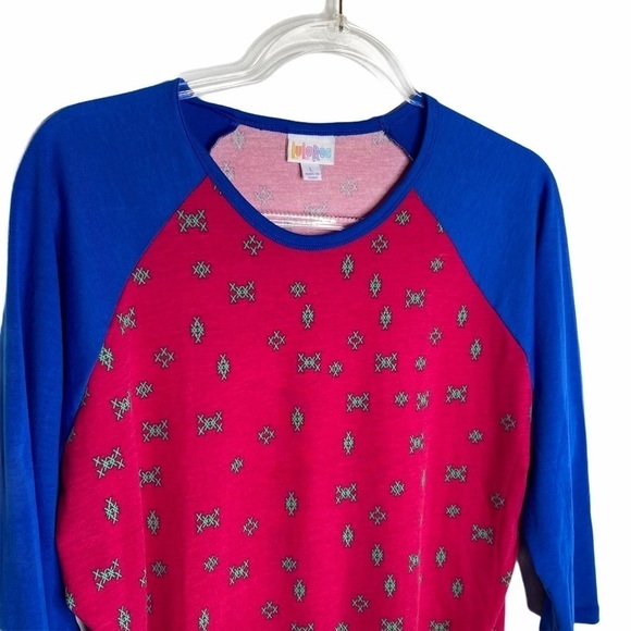 Colourful and stretchy  baseball T - Picture 3 of 6